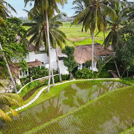 Fall In Love With Rose Moon Ubud  Exterior photo